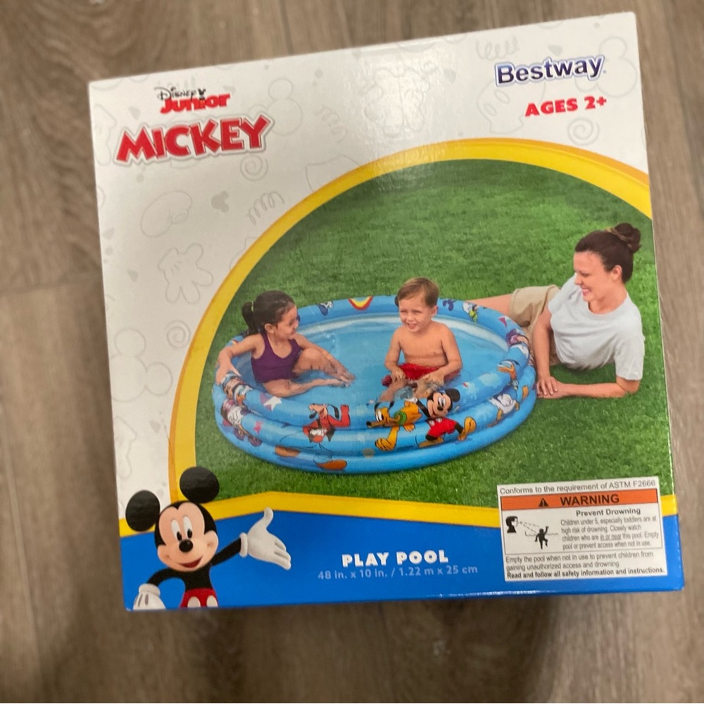 Mikey Mouse -Funhouse Play pool for age 2+